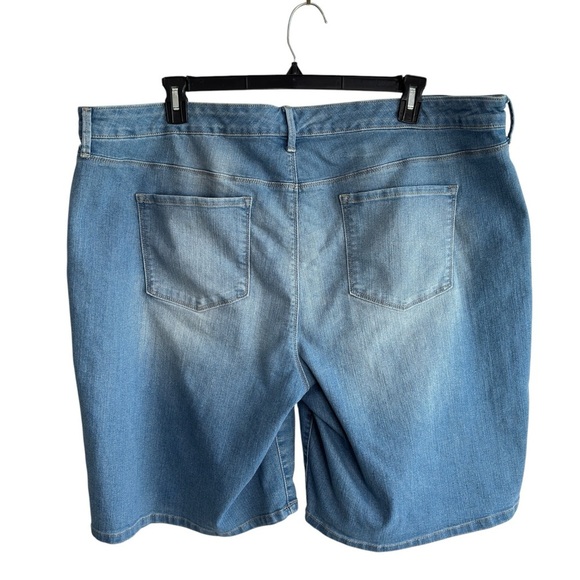 Gloria Vanderbilt "The Perfect Fit" Shorts Plus Size 24W Stretch Denim Jean - Picture 3 of 14